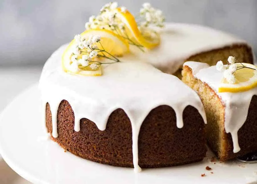 Glazed lemon cake