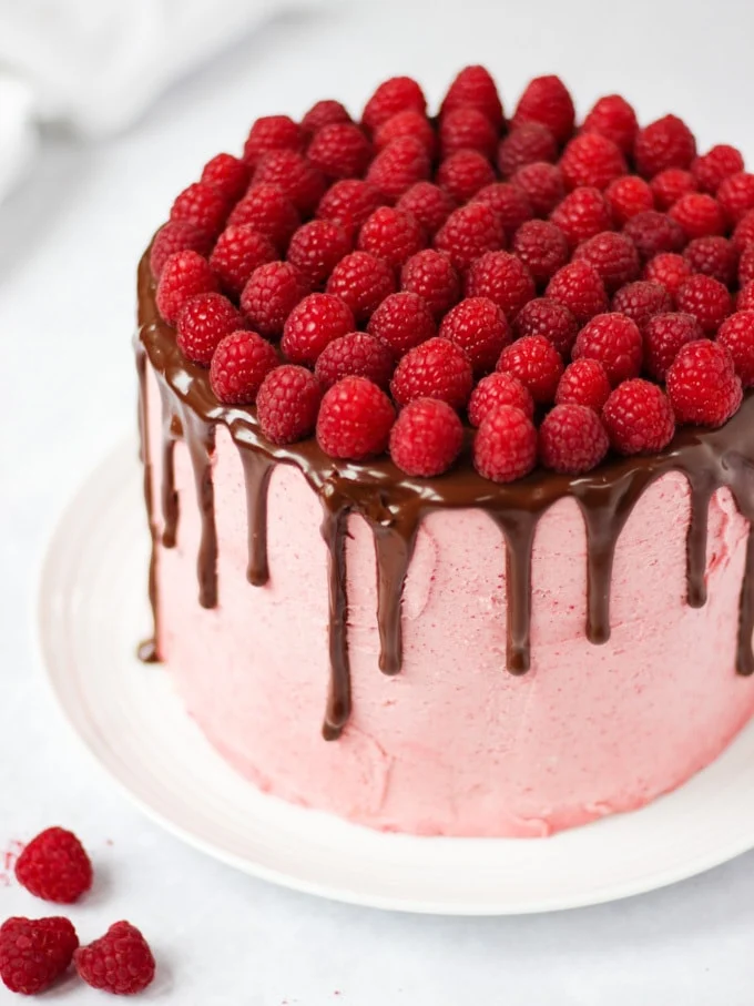 raspberry cake 1kg